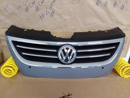 Grila radiator cu emblema VW Passat CC 2008-2012 3C0853600AMQH 3C8853651QGRU