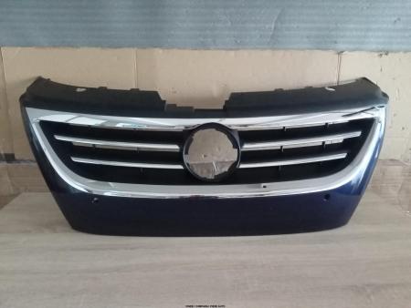 Grila radiator senzori parcare VW Passat CC LD5Q Albastru Shadow Blue Metallic Vopsita 3C8853651QGRU