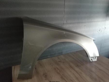 Aripa fata Audi A6 C6 2008-2010 Auriu LY1Q Dreapta 4F0821104F