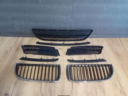 Set grile Bara fata BMW E90/E91 2005-2008 51117134074, 51117154551, 51117154552, 51137120007
