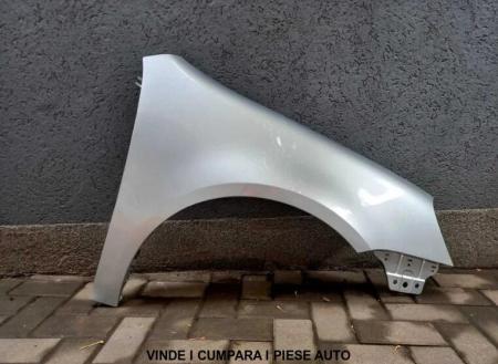 Aripa Fata Dreapta VW Golf 5/V 2004-2008 Vopsita Gri Deschis
