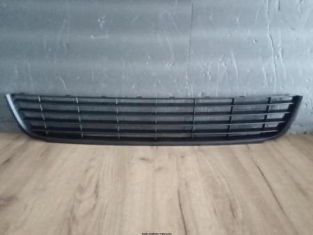 Grila Bara fata centrala inferioara VW Golf 6 (VI) 2008-2012 Hatchback 5K0853677A9B9