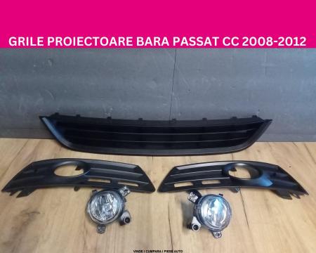 Set Grile proiectoare ceata  Bara fata centrala inferioara VW Passat CC (357) 2008-2012 3C88536779B9