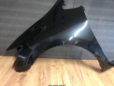 Aripa Fata Stanga Toyota Auris 2010-2012 (i209 (Negru))