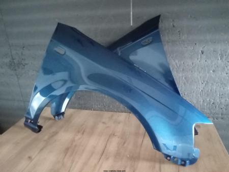 Set aripa stanga-dreapta Albastre LZ5C fata Audi A3 8P + Sportback 8P0821105C