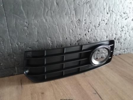 Grila Bara fata stanga Audi A5 8T S-LINE ORIGINALA 2007-2011 8T0807681B01C