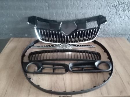 Set accesorii grile Bara fata Skoda Fabia 2 07-10