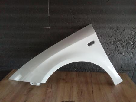 Aripa fata stanga Seat Leon 1P 2005-2011 Alb LB9A Candy white
