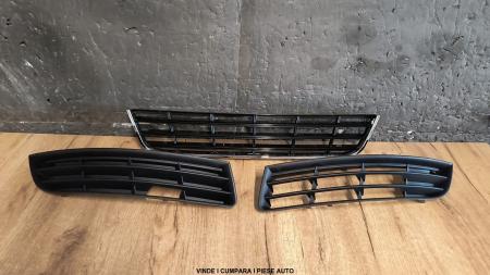 Set Grila Grile Bara fata VW Passat B6 2005-2010 (fara proiectoare)