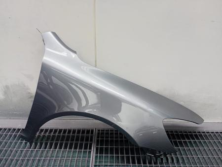 Aripa Fata Dreapta Skoda Octavia 2 II An 2008-2013 (F8L (Gri))