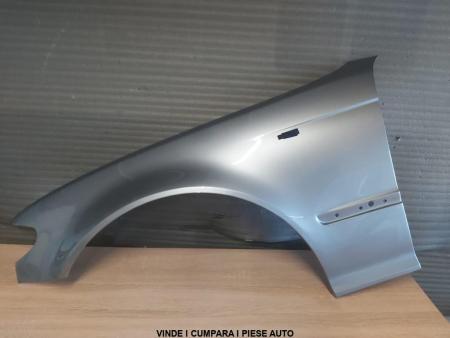 Aripa Fata Stanga BMW E46 An 2002 2003 2004 2005 (A08 (Gri))